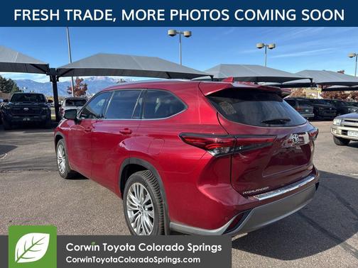 2023 Toyota Highlander Platinum