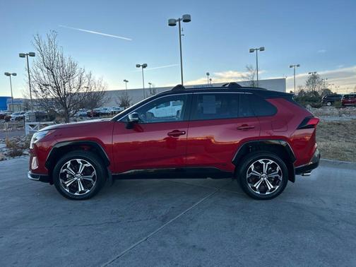 2025 Toyota RAV4 Hybrid SE