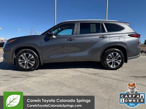 2023 Toyota Highlander XLE