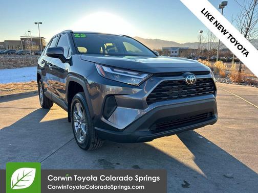 2025 Toyota RAV4 Hybrid XLE