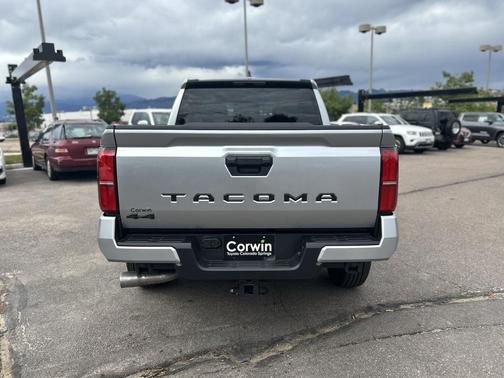 2025 Toyota Tacoma SR5