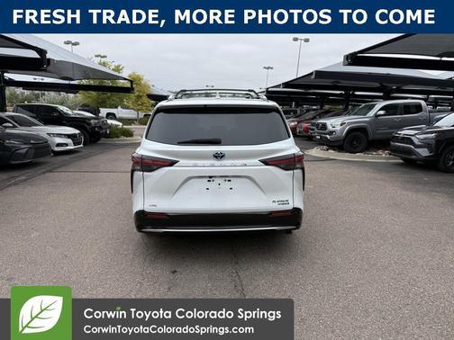 2022 Toyota Sienna Platinum 7 Passenger