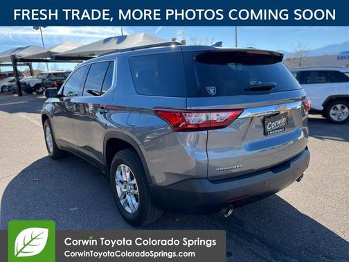 2021 Chevrolet Traverse LT Leather