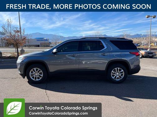 2021 Chevrolet Traverse LT Leather