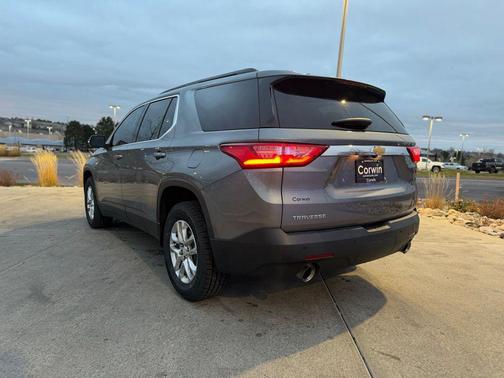 2021 Chevrolet Traverse LT Leather