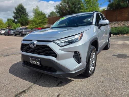 2024 Toyota RAV4 Hybrid XLE