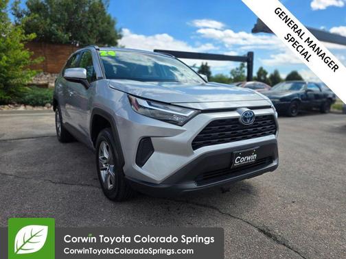 2024 Toyota RAV4 Hybrid XLE