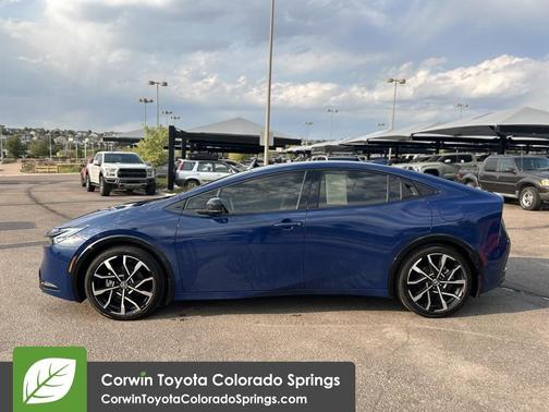 2025 Toyota Prius Plug-In Hybrid