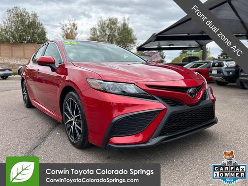 2024 Toyota Camry SE