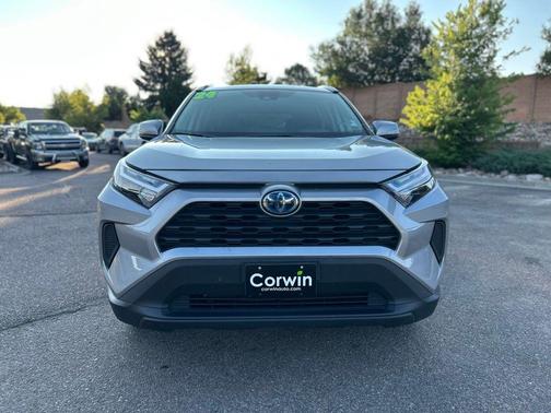 2024 Toyota RAV4 Hybrid XLE
