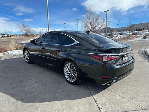 2022 Lexus ES 350 Luxury