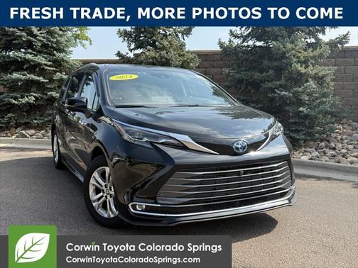 2024 Toyota Sienna Platinum 7 Passenger