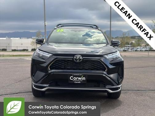 2025 Toyota RAV4 Hybrid SE