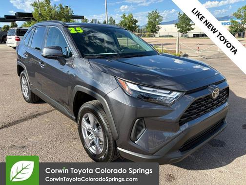 2025 Toyota RAV4 Hybrid XLE