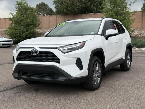2025 Toyota RAV4 Hybrid LE