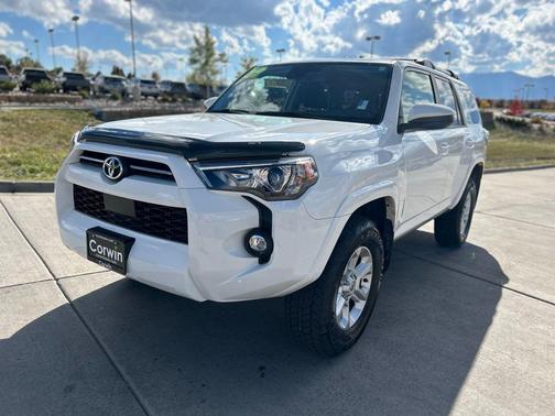 2023 Toyota 4Runner SR5