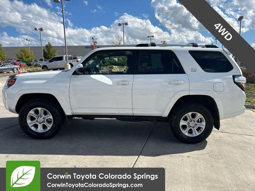 2023 Toyota 4Runner SR5