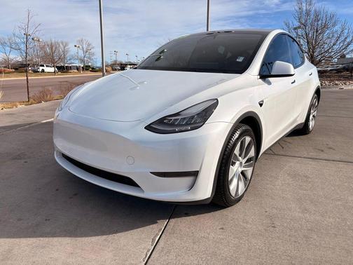 2023 Tesla Model Y Long Range Dual Motor All-Wheel Drive