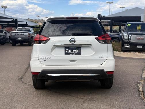 2017 Nissan Rogue S