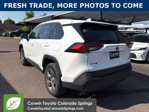 2024 Toyota RAV4 Hybrid XLE