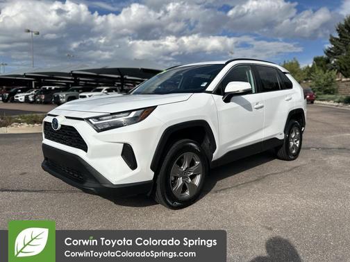 2024 Toyota RAV4 Hybrid XLE