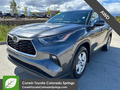 2024 Toyota Highlander LE I4