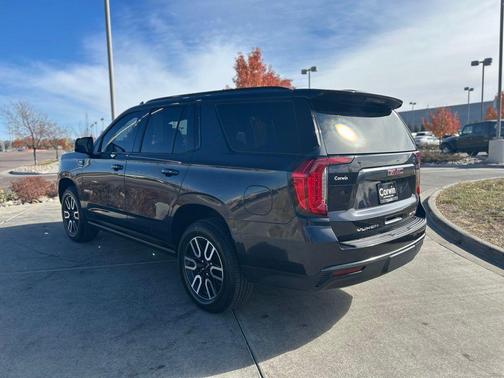 2023 GMC Yukon 4WD AT4