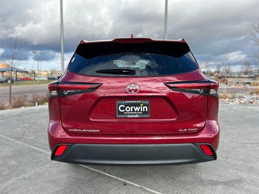 2026 Toyota Highlander XLE