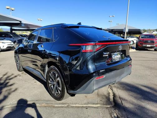 2024 Toyota bZ4X XLE