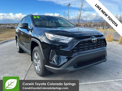 2025 Toyota RAV4 Hybrid XLE