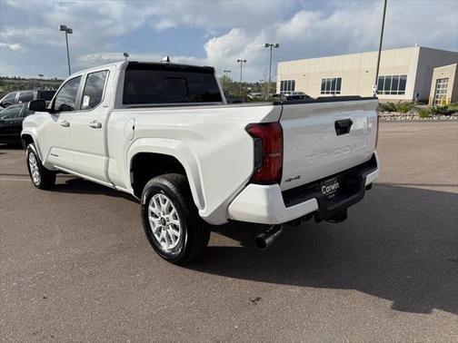 2025 Toyota Tacoma SR5