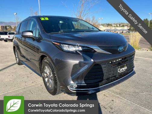 2023 Toyota Sienna XLE