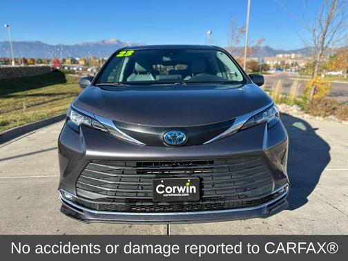 2023 Toyota Sienna XLE