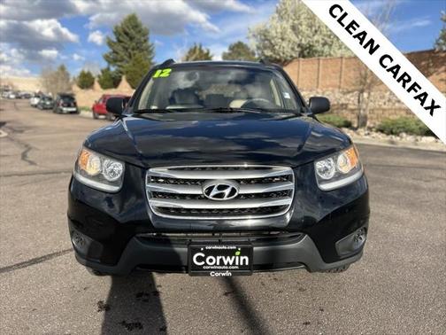 2012 Hyundai SANTA FE GLS