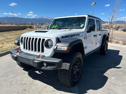 Bright White Clearcoat 2021 Jeep Gladiator Mojave 4x4