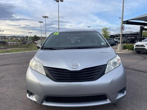 2016 Toyota Sienna L