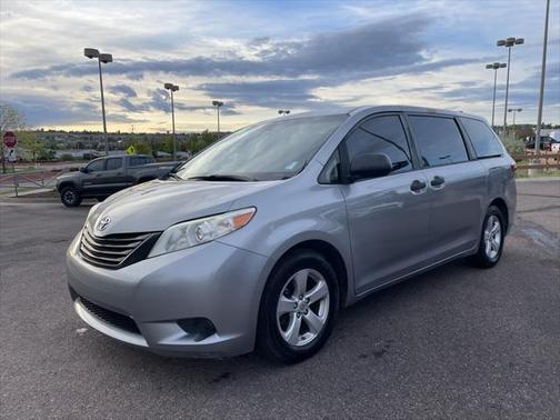 2016 Toyota Sienna L