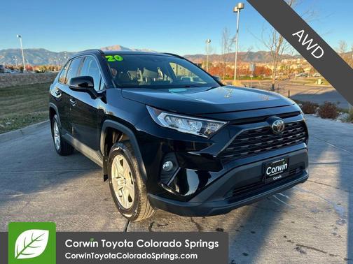 2020 Toyota RAV4 XLE