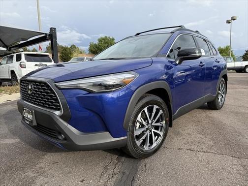 2025 Toyota Corolla Cross XLE