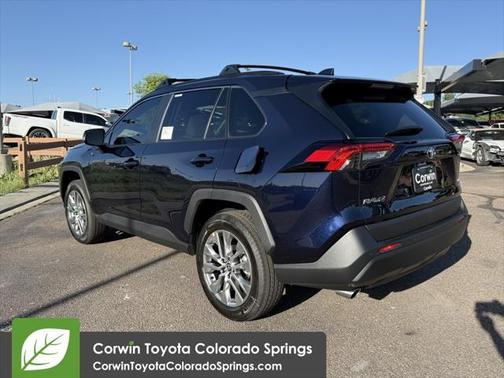 2025 Toyota RAV4 XLE Premium