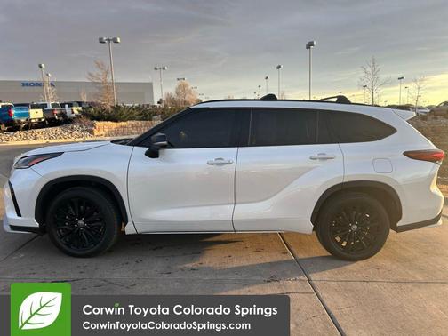 2023 Toyota Highlander XSE