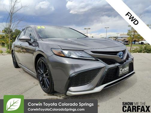 2024 Toyota Camry Hybrid SE