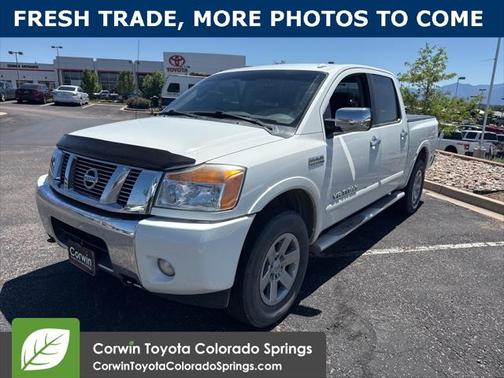 2015 Nissan Titan SV