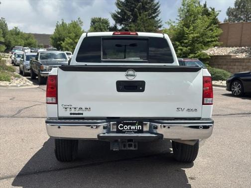 2015 Nissan Titan SV