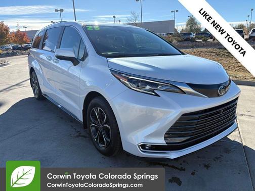 2025 Toyota Sienna Platinum