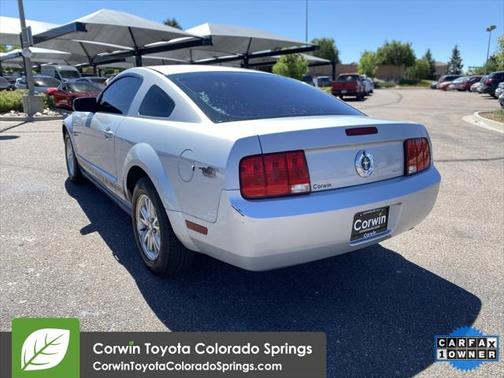 2007 Ford Mustang Deluxe