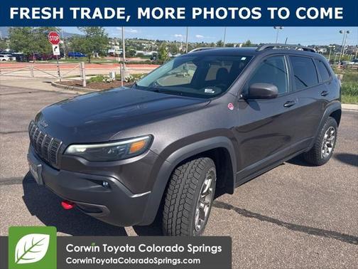 2020 Jeep Cherokee Trailhawk