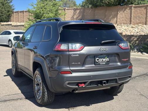 2020 Jeep Cherokee Trailhawk