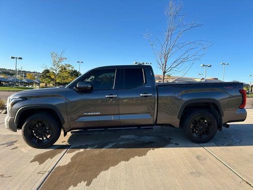 2022 Toyota Tundra Limited