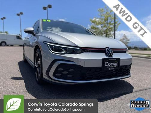 2024 Volkswagen Golf GTI 2.0T SE DSG